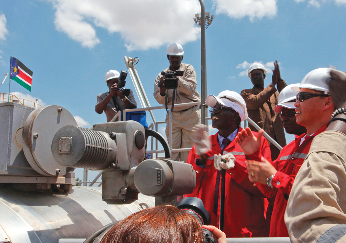 Minister Stephen Dhieu Dau